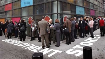 تقرير: الاقتصاد الأمريكي يضيف 195 ألف وظيفة في يونيو الماضي