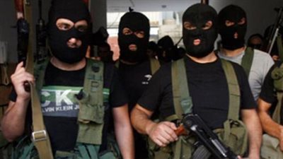 بالفيديو.. مقتل 20 جنديا يمنيا جراء هجوم شنه مسلحون بـ