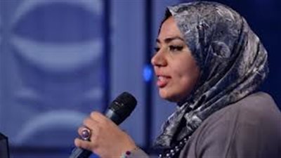 الشاعرة نور عبدالله تنهار على الهواء بسبب أحداث كوبرى أكتوبر