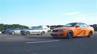 سباق تسارع السيارات بين «بي إم دبليو» و«تويوتا»