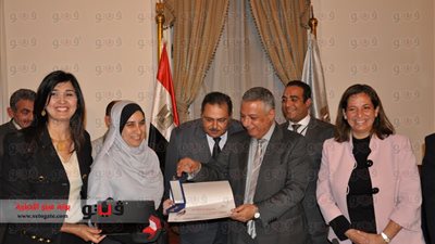 بالصور.. وزير التعليم يكرم المعلمين المبدعين في مسابقة مايكروسوفت العالمية