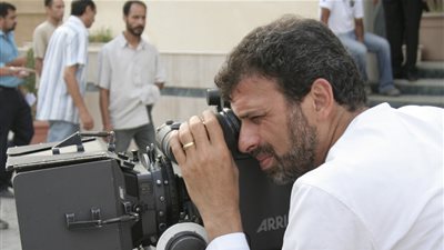 خالد يوسف: كادت أن تسقط بنا الطائرة أثناء تصوير ثورة 30 يونيو