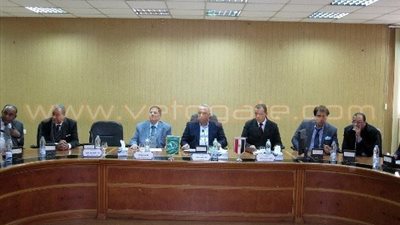 بالصور .. محافظ الشرقية يُطالب النواب باستغلال شعبيتهم لتوعية المواطنين بالتحديات