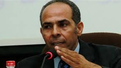 النجار:علاقة الدولة بمواطنيها لا تقوم على التبرعات والتسول