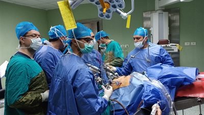 استئصال ورم سرطاني بالمنظار لأول مرة بالتأمين الصحي في بنها