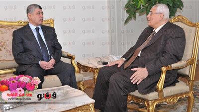 رئيس الجمهورية المؤقت يلتقي وزيري الدفاع والداخلية ومستشاره السياسي