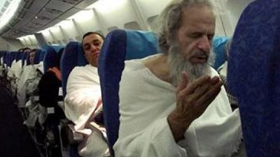 ترحيل 76 فلسطينيًا إلى رفح تمهيدًا لدخولهم غزة عقب أداء مناسك العمرة