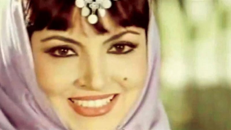  الفنانة القديرة