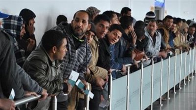 وقف استقدام العمالة المصرية على المشروعات الصغيرة بالكويت