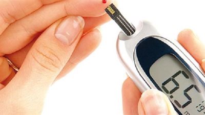 دراسة:ارتفاع نسبة السكر في الدم يدل على وجود مشاكل بالكلى