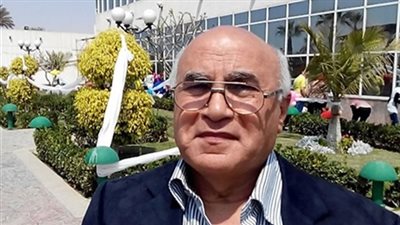 «كسبة» يعد بحل أزمة مدربي قطاع الناشئين بالإنتاج الحربي