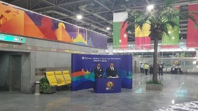 مطار القاهرة يضع اللمسات النهائية لاستقبال بطولة الأمم الأفريقية.. إطلاق اسم البطولة على صالة الطيران الخاصة.. تخصيص فريق من العلاقات العامة للتيسير على الجماهير.. والأسعار المخفضة للتذاكر الأبرز