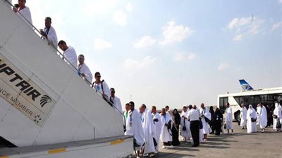 مصر للطيران تسير ٤ رحلات لنقل٩٤٠معتمرا فلسطينيا.. غدا