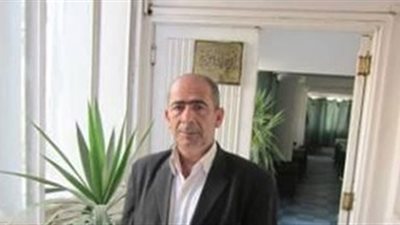 محافظ الشرقية يلتقى وكيل مديرية الزراعة لمناقشة سير العمل