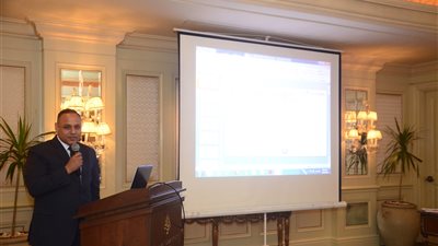 أكاديمية البحث العلمي تناقش المناخ في المقررات الدراسية