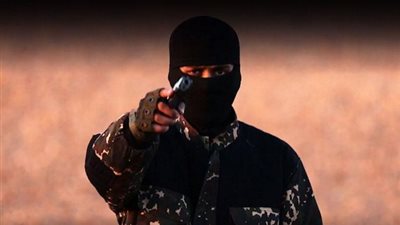 «داعش» يعدم 5 جواسيس يعملون لصالح المخابرات البريطانية