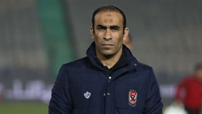 لاسارتي يجتمع بيوسف وعبد الحفيظ على هامش مران الأهلي