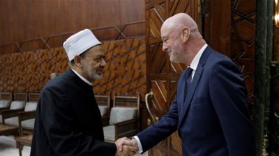 السفير الإسباني بالقاهرة: الأزهر يحظى بمصداقية كبيرة في بلادنا