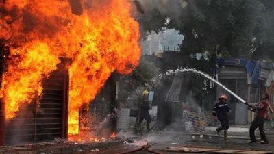 مجهول يشعل النيران في برج شبكة اتصالات بالبحيرة