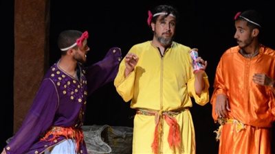 كوميديا مغربية تثير إعجاب جمهور «مسرح الجنوب» بأسيوط (صور)