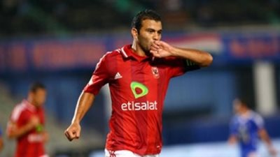 عماد متعب «هداف الوقت القاتل».. يقود الأهلي للفوز على الإنتاج الحربي في الدقيقة 95.. جلاد الحراس يتوِج فريقه بالكونفيدرالية في الثواني الأخيرة.. وهدفه في مرمى الجزائر بتصفيات كأس العالم 