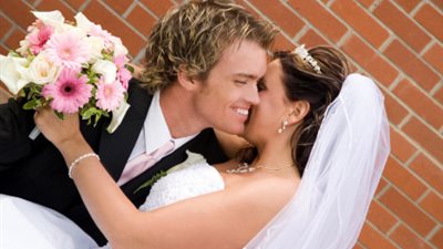 الزواج السعيد يقي من الأمراض على المدى البعيد