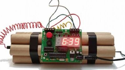 انفجار قنبلة أمام قسم أول شبرا الخيمة