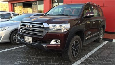 بالصور.. «تويوتا لاندكروزر» تراهن على «تي آر دي» العملاقة