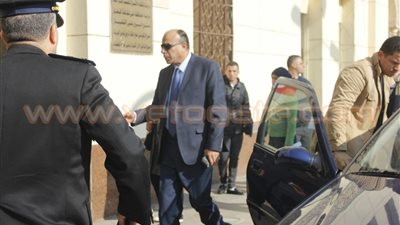 بالصور.. مدير شرطة النقل والمواصلات يتفقد تأمين المترو ومحطة مصر