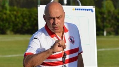 تفاصيل اجتماع جروس مع لاعبي الزمالك