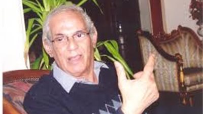 محمد حمزة يصف آخر رحلة علاج مع العندليب