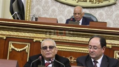 رفع جلسة التصويت على التعديلات الدستورية وعبد العال يدعو الشعب للمشاركة في الاستفتاء