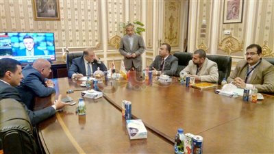 البرلمان يستضيف 