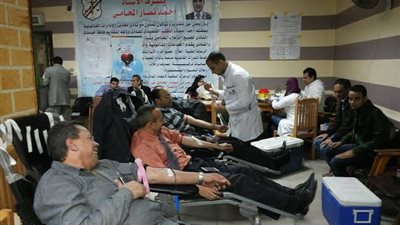 بالصور.. «محامى القليوبية» يتبرعون بالدم لصالح مستشفى 57357