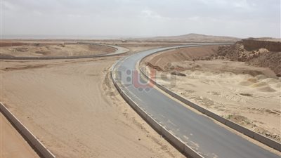 أعمال تطوير بالمحاور لتسهيل حركة المرور ومنع التكدسات بـ6 أكتوبر (صور)