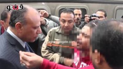 بالفيديو.. شرطة النقل تضبط شخصين بحوزتهما مواد مخدرة