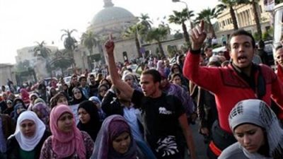 طلاب الإرهابية بـ