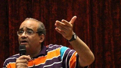 الناقد محمود عبد الشكور ضيف «المدرسة العربية للسينما».. الخميس