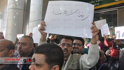 بالصور.. إضراب عمال البريد بالإسكندرية لليوم الثامن على التوالى