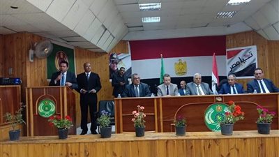 زراعة البرلمان: تسليم أول مجموعة عقود لتقنين واضعى اليد بالسنبلاوين