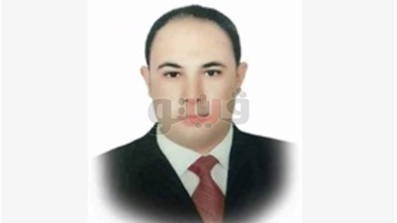  الدكتور الحسينى