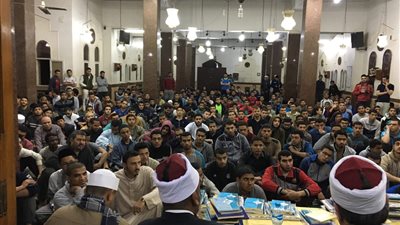 مشاركة كبيرة للطلاب الوافدين بالأزهر في ندوات 