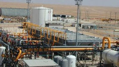 الجيش يواصل تأمين منشأت السويس و انتظام العمل في جميع شركات البترول