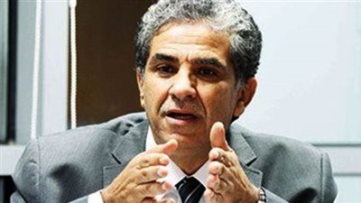 خالد فهمي: تعديل قانون البيئة وعرضه على البرلمان