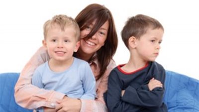 متلازمة الطفل الأوسط.. اكتشفيها في طفلك