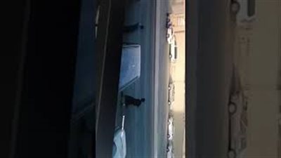 رد فعل صادم لوافد لحظة تعرضه لحادث دهس مروع بالسعودية (فيديو)