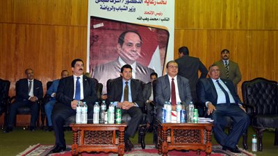 انطلاق مؤتمر شباب العمال بشبرا الخيمة بحضور وزيري الرياضة والقوى العاملة