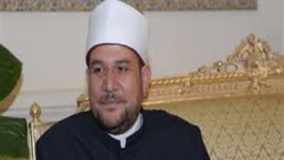 وزير الأوقاف يعتذر للإعلاميين بعد تهديدهم بالانسحاب من المؤتمر