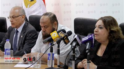 بالصور .. بدء مؤتمر الحركة الوطنية للدفاع عن الجمهورية