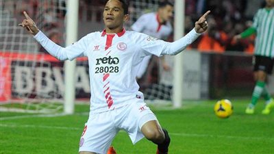 بالفيديو.. باكا يتقدم بالهدف الثانى لإشبيلية في مرمى ريـال مدريد